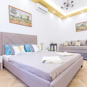 Real Zoltan Apartament
